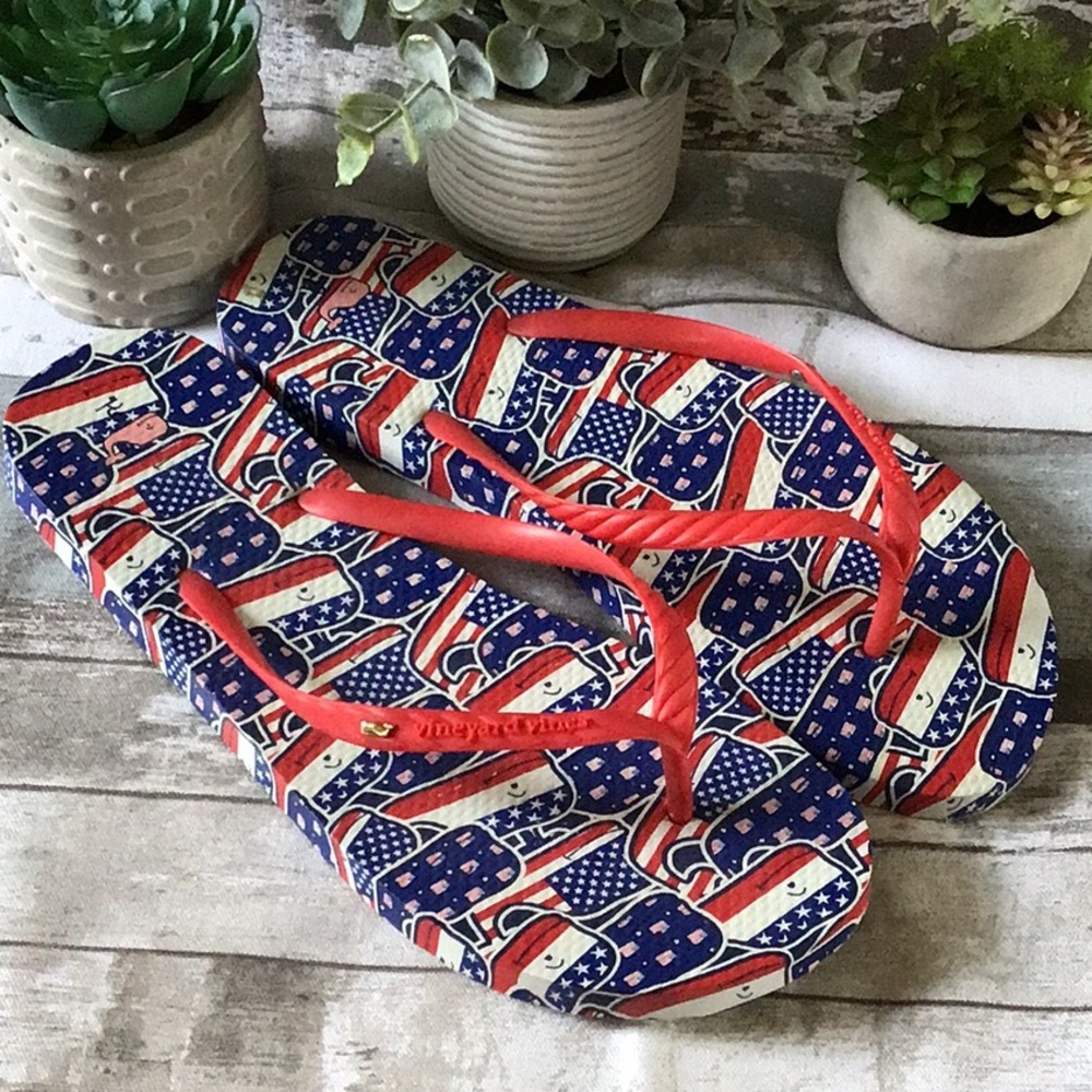 Vineyard Vines Flip Flops Size 9